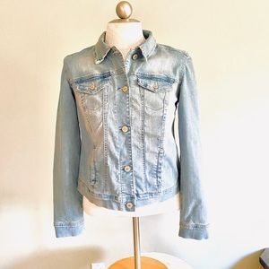 Women’s denim jacket